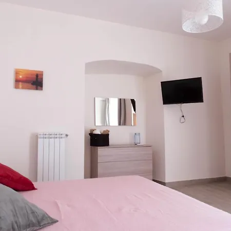 Neapolitan Roo * نابولي